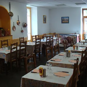 Au Relais D'auron Roure