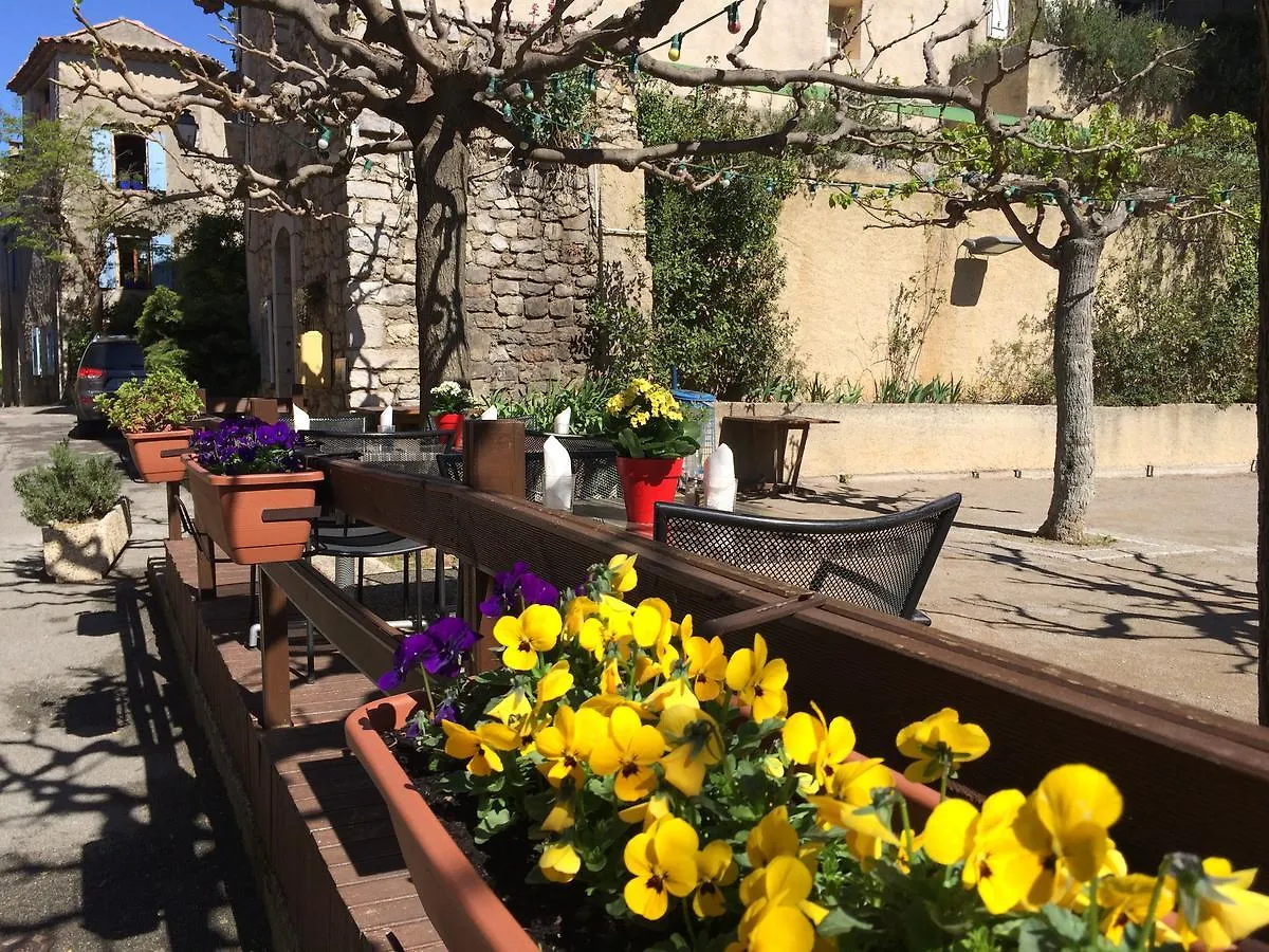 Auberge Du Montagnier Saint-Julien  Zajazd